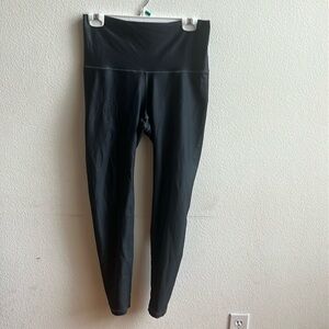 Iridescent dark green workout/yoga pants